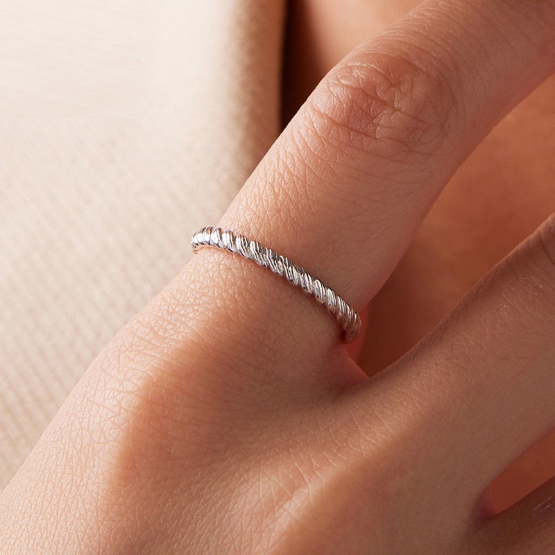 Twisted Ring - Adjustable