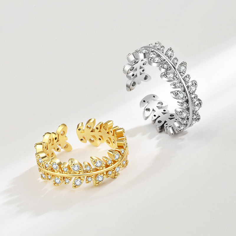 Elaris Leaf Ring - Adjustable