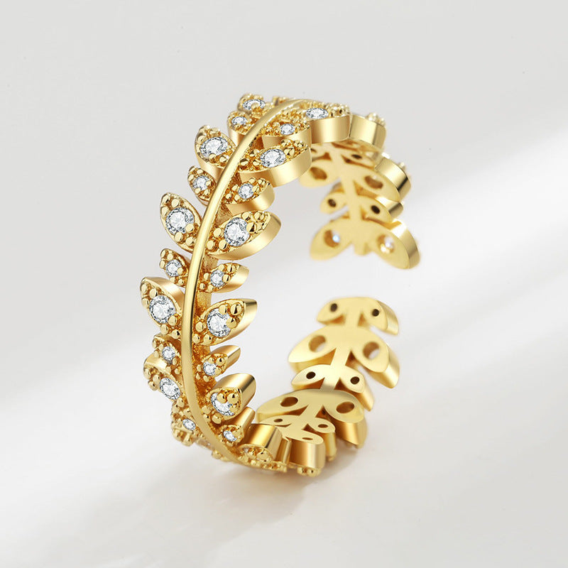 Elaris Leaf Ring - Adjustable