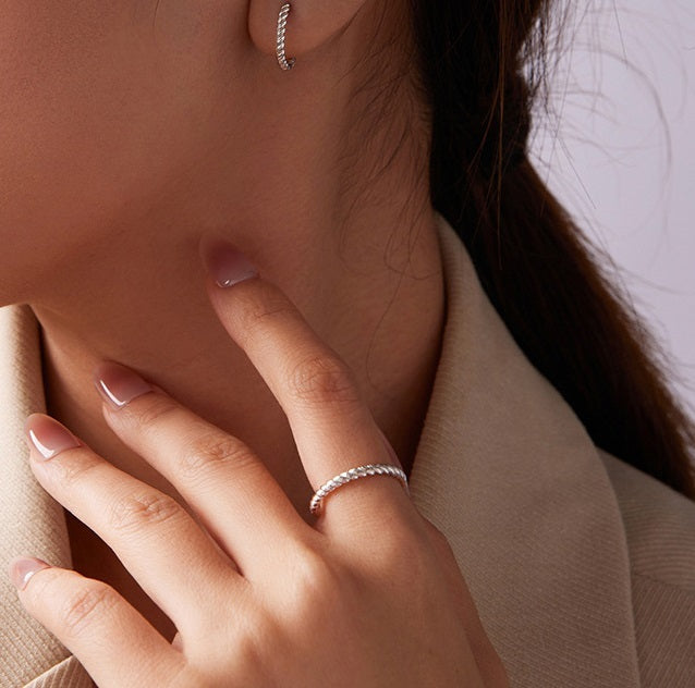 Twisted Ring - Adjustable